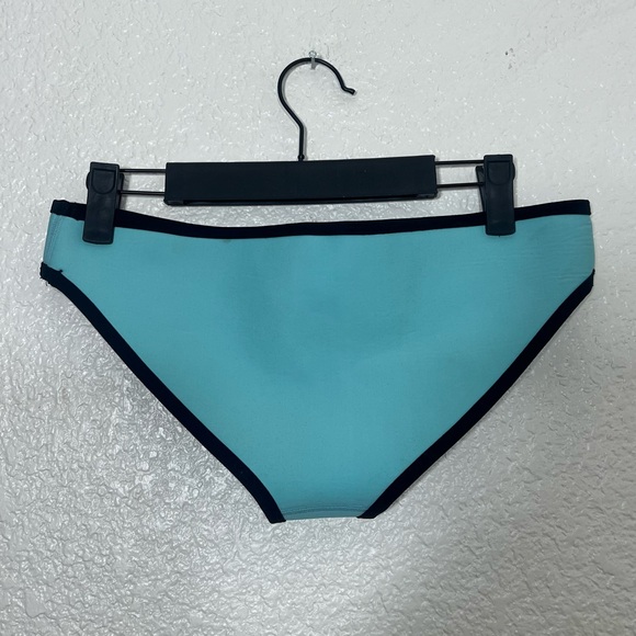 Triangl Chloe Bikini Set Top and Bottom Neoprene Aqua and Black Size S - Picture 5 of 14